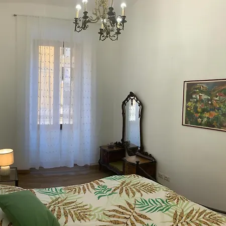 Circus Maximus N.2 - At 400m Metro *